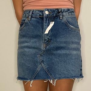 TOPSHOP DENIM SKIRT